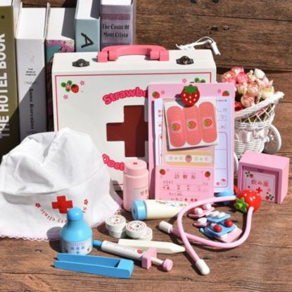 Bộ đồ chơi bác sĩ Strawberry Doctor