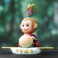 Trang trí nội thất ô tô hình tôn ngộ không