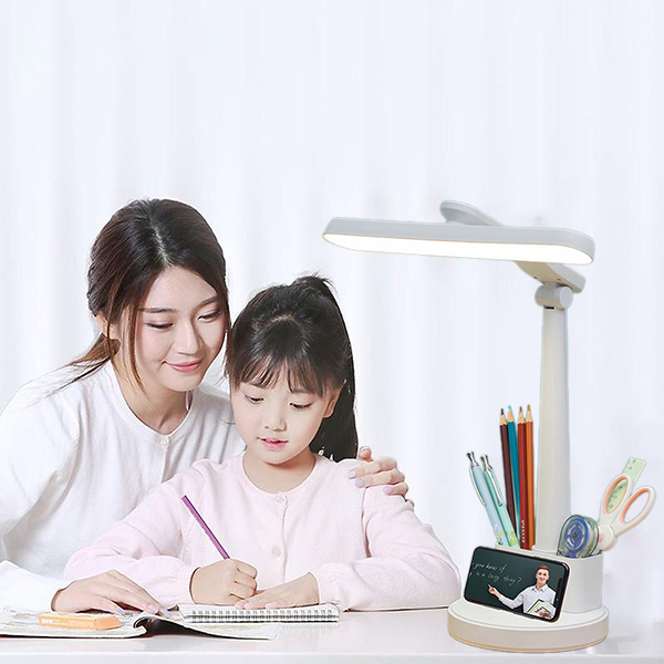 Đèn học để bàn chống cận có điều chỉnh ánh sáng tiện lợi 
