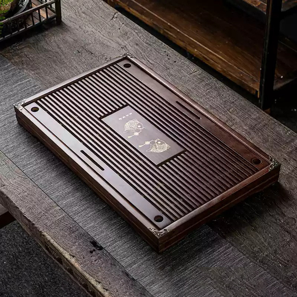 Khay trà gỗ thiết kế họa tiết con cá chạm khắc nghệ thuật