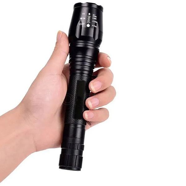 Đèn pin XML-T6 siêu sáng có zoom tầm chiếu xa