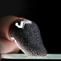 Bao tay chơi game xỏ ngón sợi carbon chống thấm mồ hôi, 1 đôi