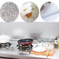 Giấy dán tường nhà bếp tráng nhôm cách nhiệt chống dầu mỡ