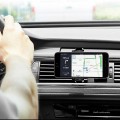 Kẹp điện thoại gắn cửa gió ô tô nhỏ gọn, tiện lợi